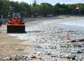 Bali sofre com o lixo