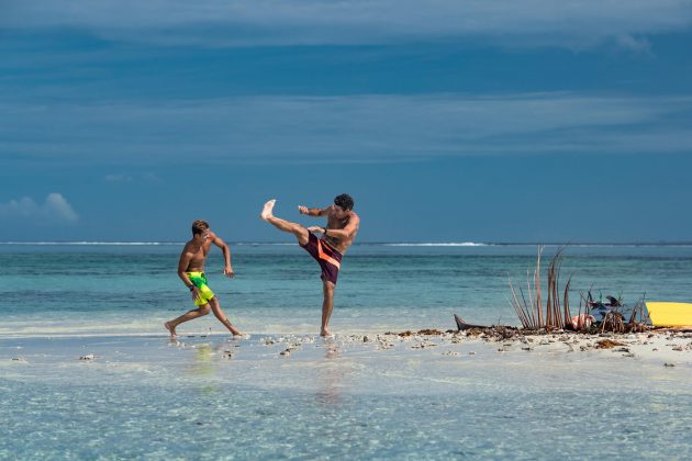 Douglas Silva e Danilo Couto, Polinésia Francesa. Foto: Ben Thouard.