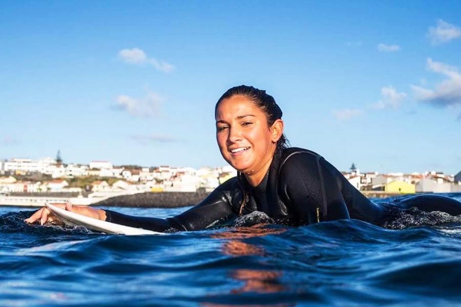 Tânia Oliveira falece por intoxicação de monóxido de carbono em Portugal.