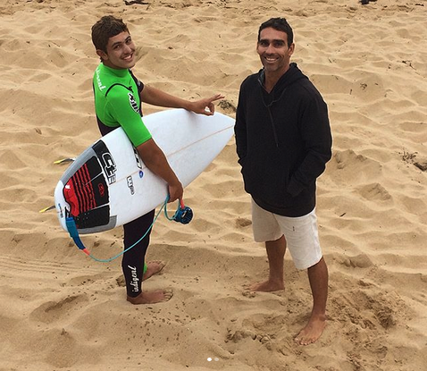 João Vitor Chumbinho e André Teixeira, Mundial Pro Junior 2018, Kiama, Austrália. Foto: Arquivo pessoal.