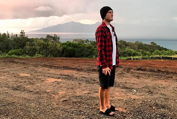 Dusty Payne continua recuperação em Maui.