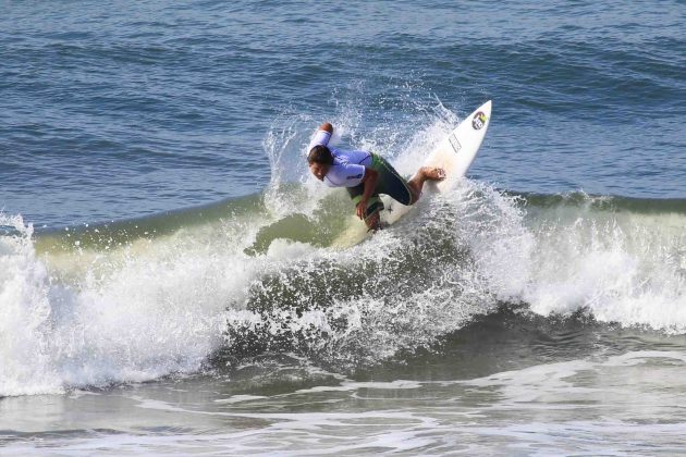 Danilo Villas Boas, Fico Surf Festival 2018, praia do Tombo, Guarujá (SP). Foto: Silvia Winik.