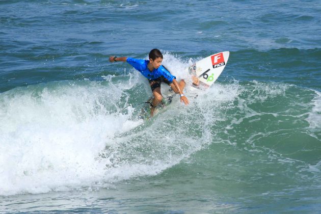 Davi Glazer1, Fico Surf Festival 2018, praia do Tombo, Guarujá (SP). Foto: Silvia Winik.