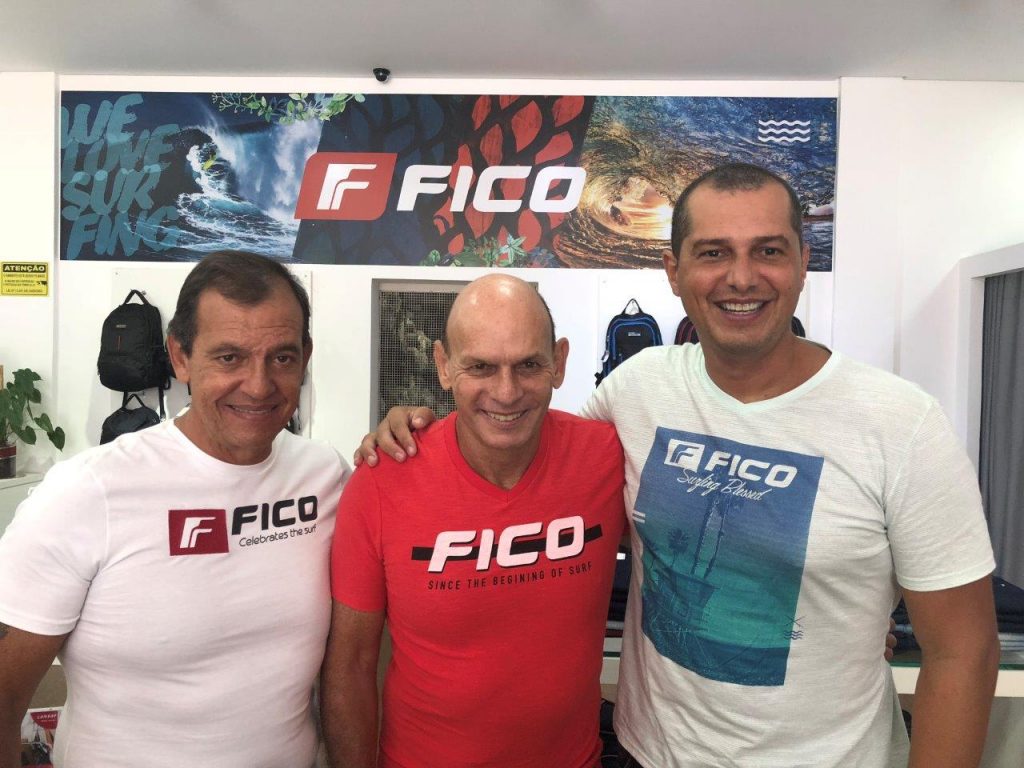 Claudio e Raphael Levy, da Fico, ao lado do gerente de marketing Augusto Saldanha: esforço para trazer o evento de volta.