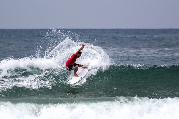Alex Lima, Imbituba Surf Tour 2018, praia da Vila (SC). Foto: Manoel Rene.