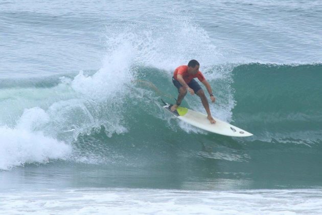 Ricardo Pupo, Fico Surf Festival 2018, praia do Tombo, Guarujá (SP). Foto: Silvia Winik.