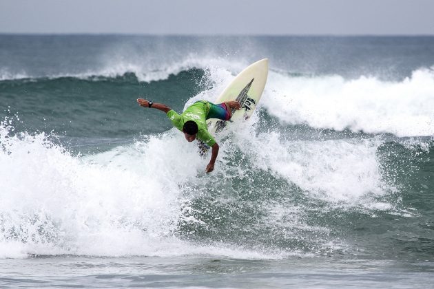 Magno Rodrigues, Imbituba Surf Tour 2018, praia da Vila (SC). Foto: Manoel Rene.