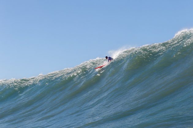 Felipe Cesarano, Mormaii Big Wave 2018, praia do Cardoso, Farol de Santa Marta (SC). Foto: Sebastian Rojas.