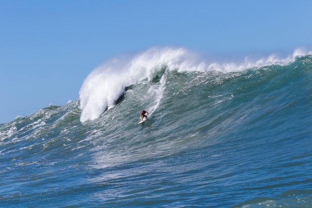 Lucas Chumbo, Mormaii Big Wave 2018, praia do Cardoso, Farol de Santa Marta (SC). Foto: Sebastian Rojas.