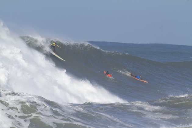 Mormaii Big Wave 2018, Praia do Cardoso, Farol de Santa Marta (SC). Foto: James Thisted.