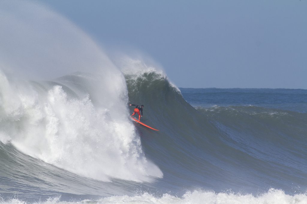 Não foi só na Praia do Cardoso que os big riders encontraram ondas pesadas.