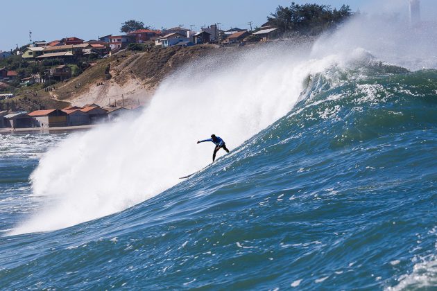 Paulo Moura, Mormaii Big Wave 2018, praia do Cardoso, Farol de Santa Marta (SC). Foto: Sebastian Rojas.