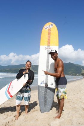 Cláudio Pastor e Carlos Bahia, Longboarding Experience 2018, Praia do Sapê, Ubatuba (SP). Foto: Gabriel Vanini.