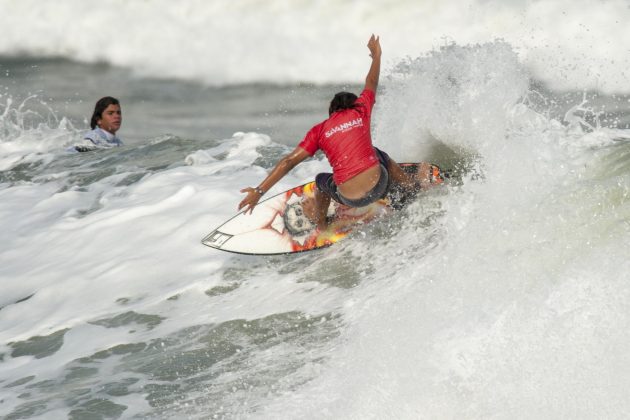 Roberto Alves, Campeonato Santos de Surf 2018, Praia do José Menino. Foto: Ivan Storti.
