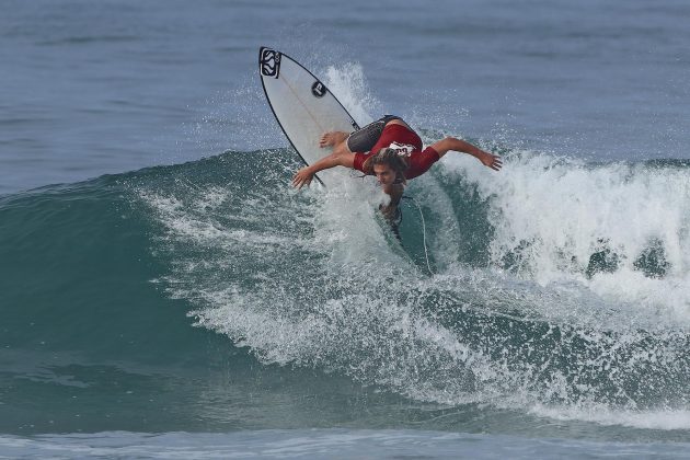 Luiz Mendes, Hang Loose Surf Attack 2018, Maresias (SP). Foto: Munir El Hage.