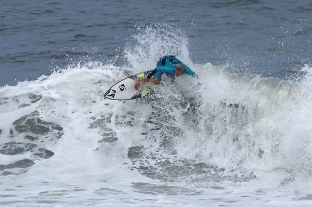 Anuar Chiah, Hang Loose Surf Attack 2018, praia do Tombo, Guarujá (SP). Foto: Munir El Hage.