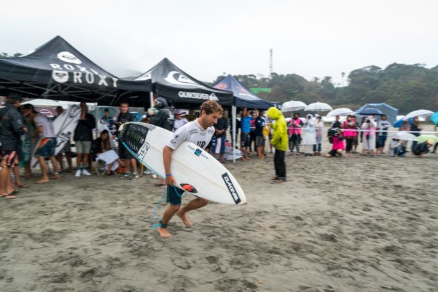 ESP_Vincent_Romero_Sean_Evans, UR ISA World Surfing Games 2018, Long Beach, Tahara, Japão. Foto: ISA / Sean Evans.