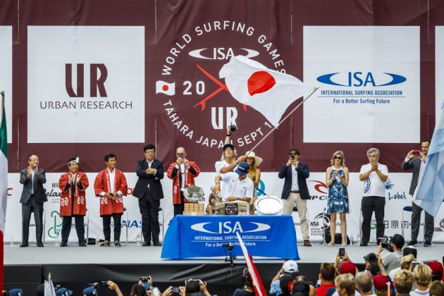 Equipe do Japão, Cerimônia de abertura do UR ISA World Surfing Games 2018, Long Beach, Tahara, Japão. Foto: ISA / Ben Reed.