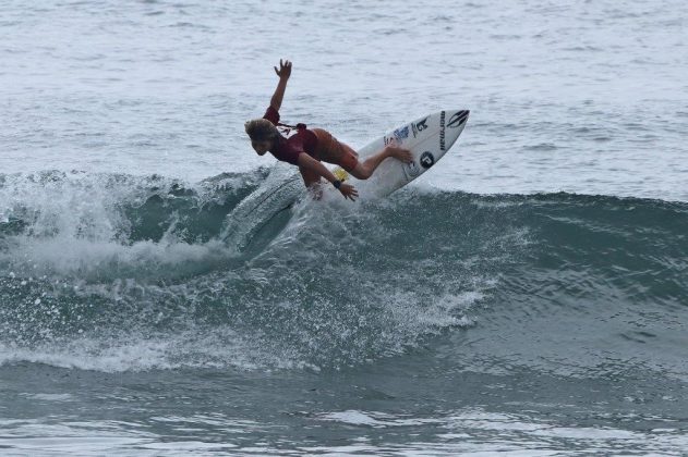 Fabricio Rocha, Hang Loose Surf Attack 2018, praia do Tombo, Guarujá (SP). Foto: Munir El Hage.