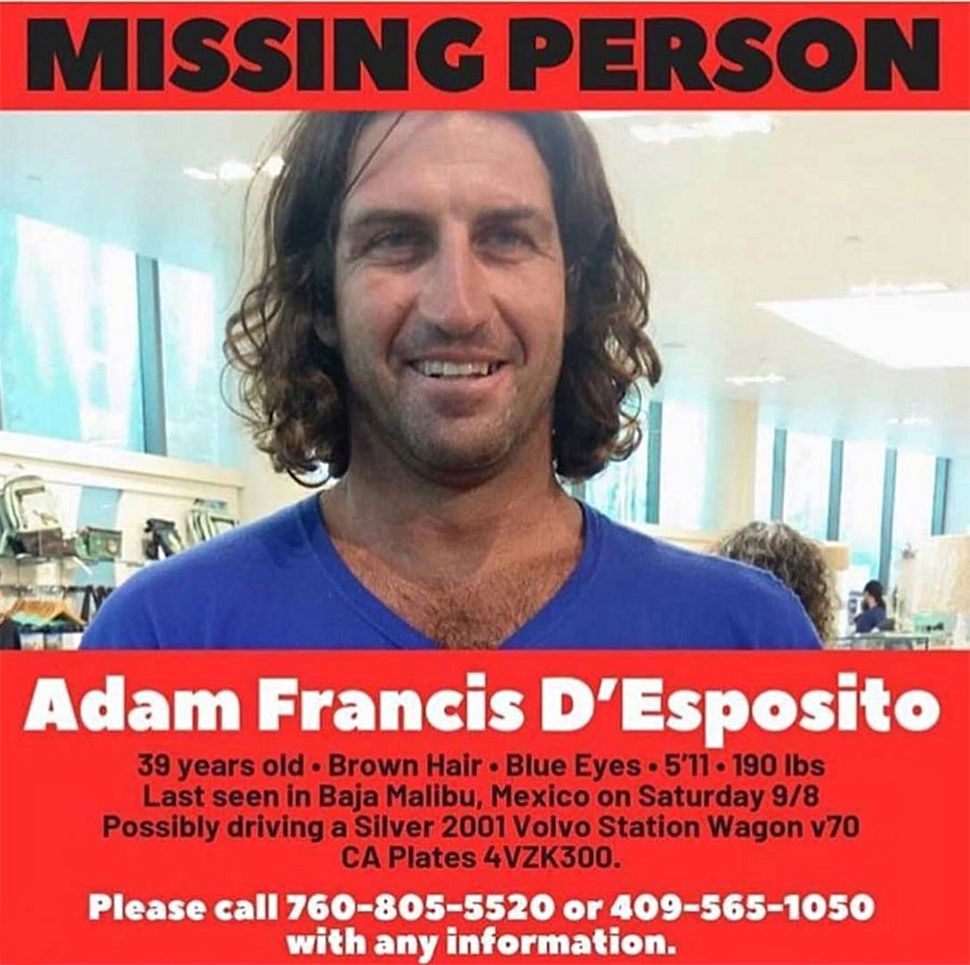 Adam D’Esposito foi visto pela última vez em Baja Malibu.