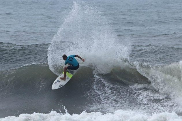 Gustavo Giovanardi, Hang Loose Surf Attack 2018, praia do Tombo, Guarujá (SP). Foto: Munir El Hage.