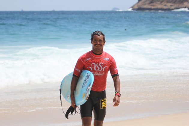 Marcelo Bispo, Itacoatiara Open de Surf 2018, Niterói (RJ). Foto: @surfetv / @carlosmatiasrj.