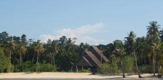 Hidden Bay Mentawai