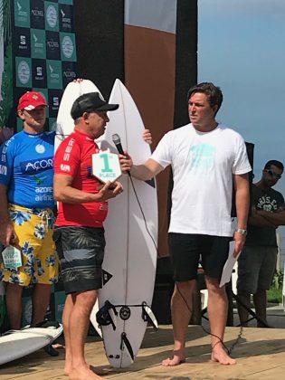 O campeão Grand Master Rob Bain, Mundial Master 2018, Açores, Portugal. Foto: Arquivo pessoal Fabio Gouveia.