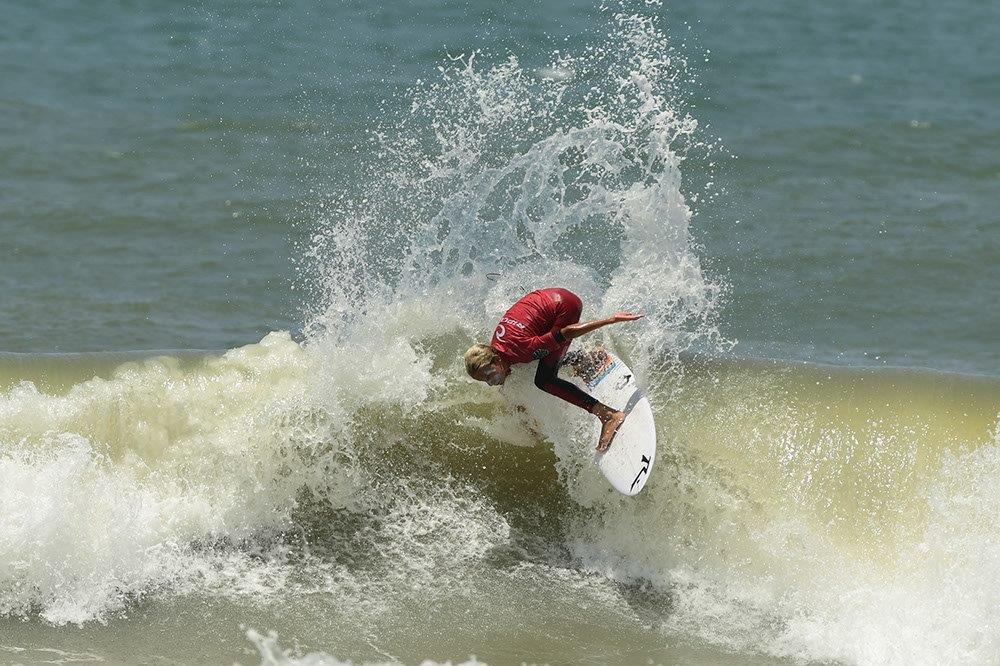 Heitor Mueller vence a etapa inicial do Rip Curl Grom Search 2019.