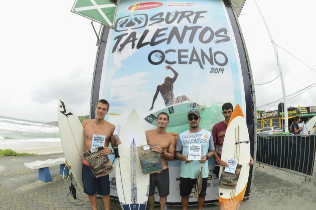 Pódio Local, Surf Talentos 2019, Prainha, São Francisco do Sul (SC). Foto: Marcio David.