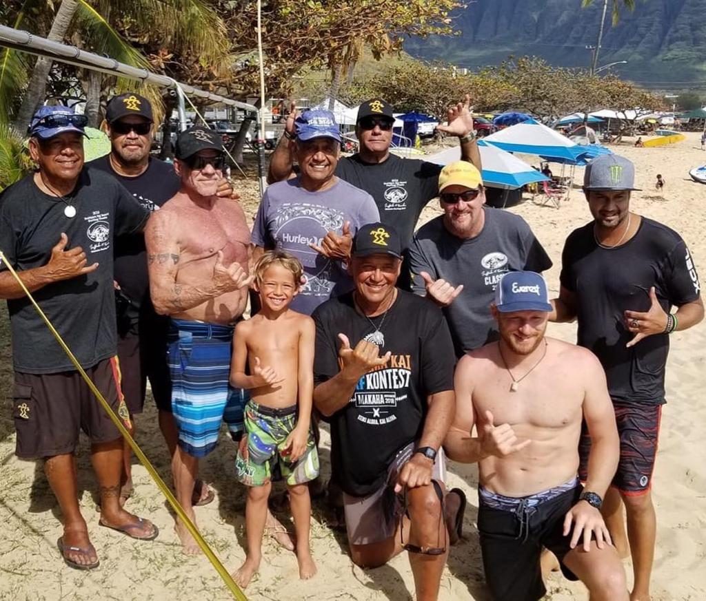 Phil Rajzman participa da 43ª edição do festival em Makaha.