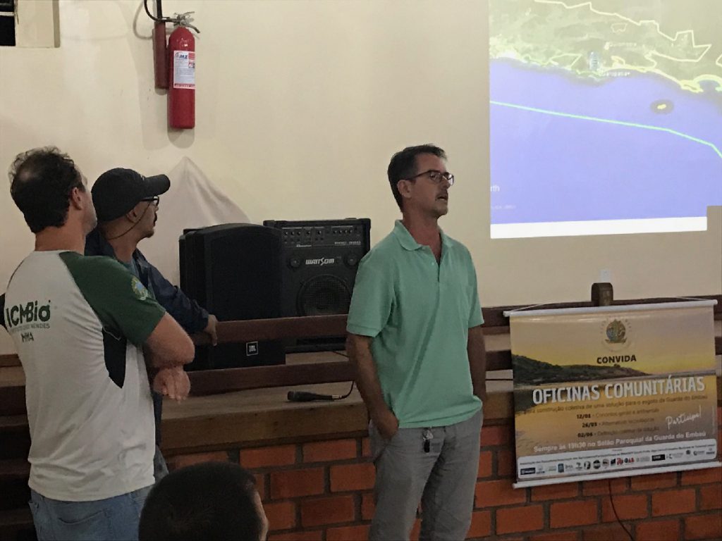 Técnicos do ICMBio/APA da Baleia Franca e do Instituto do Meio Ambiente engrandecem debate na Guarda.