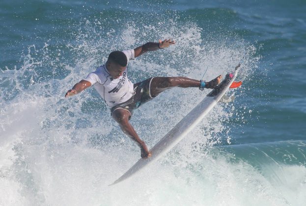 José Francisco Fininho, Floripa Surf Pro 2019, Joaquina, Florianópolis (SC). Foto: Basilio Ruy/P.P07.