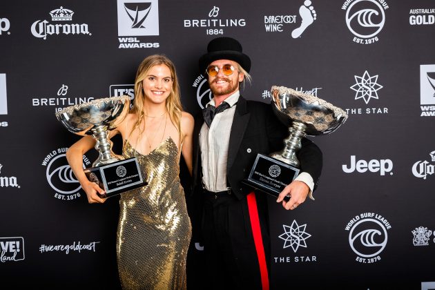 Soleil Errico e Steven Sawyer, WSL Awards 2019, Gold Coast, Austrália. Foto: WSL / Cestari.