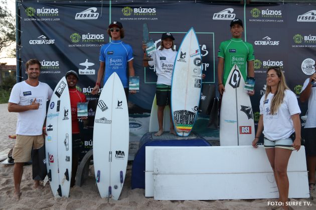 Pódio Sub 16, Búzios Pro Junior 2019, praia de Geribá (RJ). Foto: @surfetv.