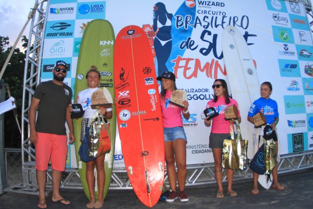 Pódio Longboard, Circuito Brasileiro Feminino 2019, Itamambuca, Ubatuba (SP). Foto: Daniel Smorigo.