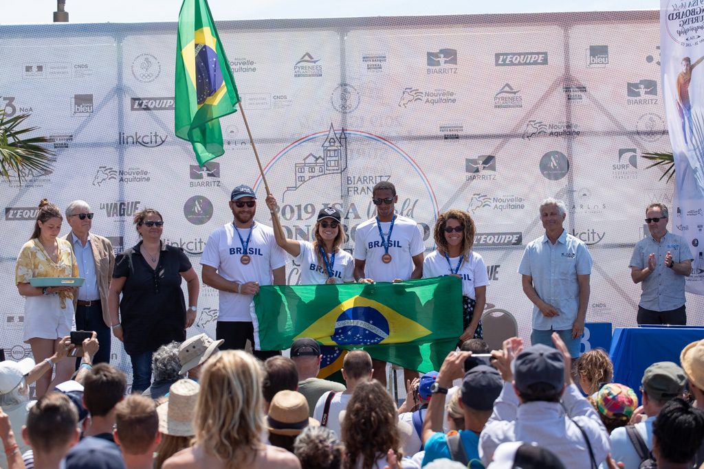 Equipe brasileira fica em quarto lugar na Aloha Cup e também na classificação geral.