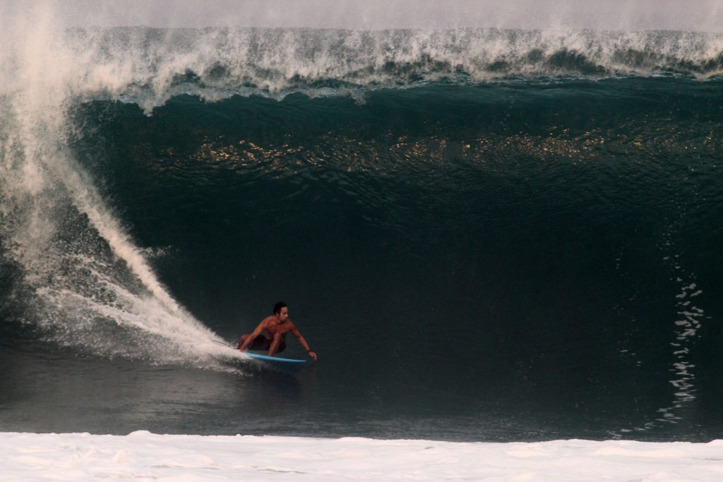 David Nagamini em ação nas ondas de Zicatela, México.