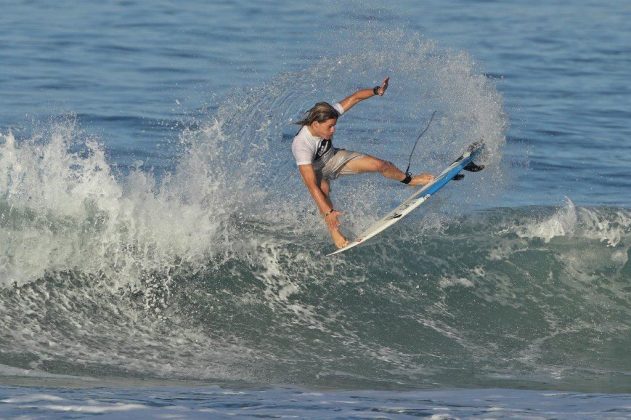 Samuel Alves, Hang Loose Surf Attack 2019, Maresias, São Sebastião (SP). Foto: Munir El Hage.