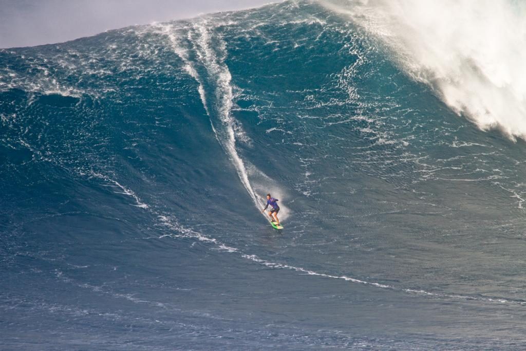 Destemida em Jaws: atleta foi uma das finalistas do Big Wave Awards, o Oscar das ondas gigantes.
