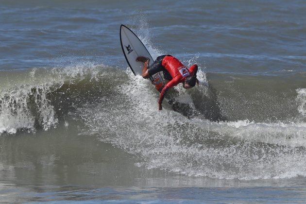 Chandler Ribeiro, Hang Loose Surf Attack 2019, Perequê-Açú, Ubatuba (SP). Foto: Munir El Hage.