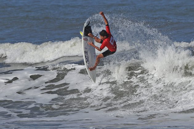Gabriel Dias, Hang Loose Surf Attack 2019, Perequê-Açú, Ubatuba (SP). Foto: Munir El Hage.