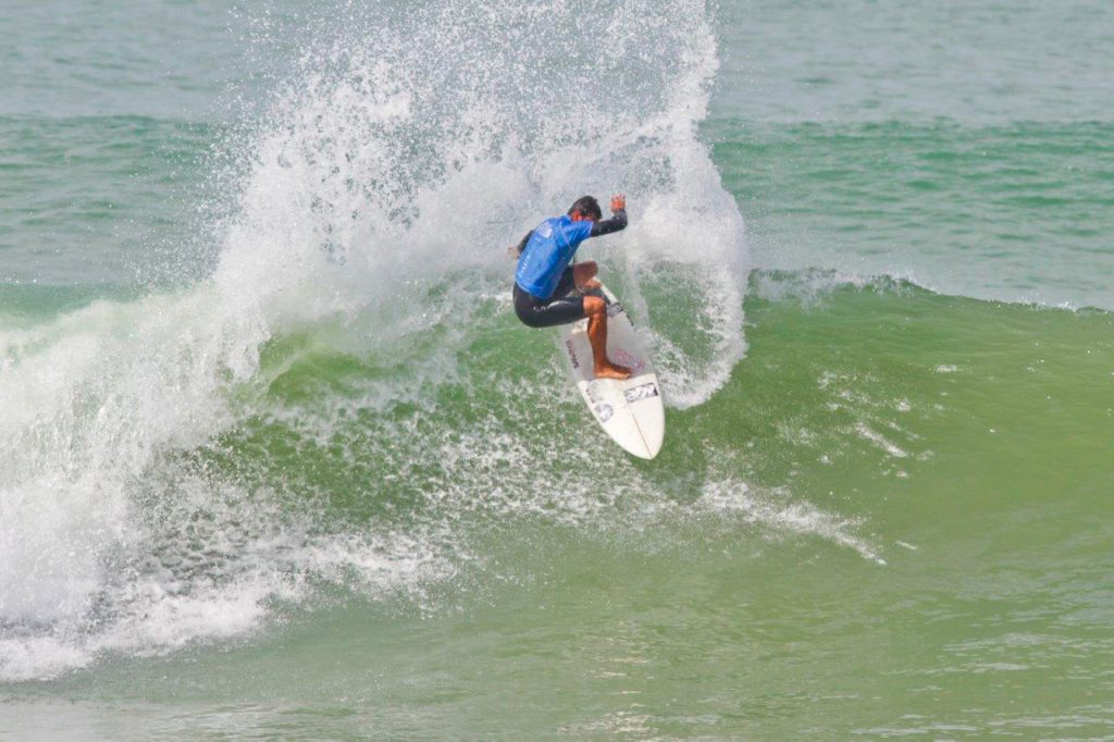 Igor Moraes lidera ranking da Associação Brasileira de Surf Profissional.