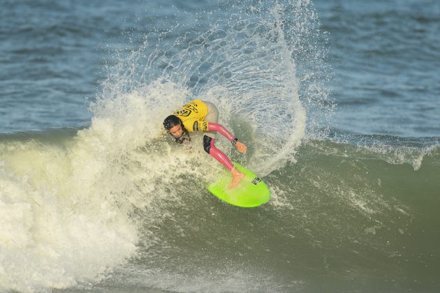 Kiany Hyakutake, Surf Talentos 2019, Praia Brava, Itajaí (SC). Foto: Marcio David.