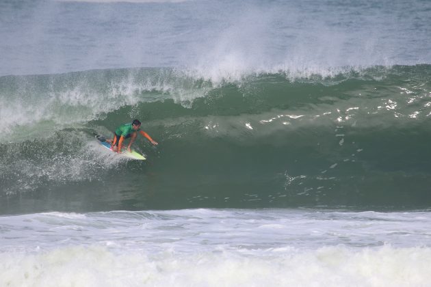 Luciano Brulher, Maricá Surf Pro / AM 2019, Ponta Negra (RJ). Foto: @surfetv / @carlosmatiasrj.