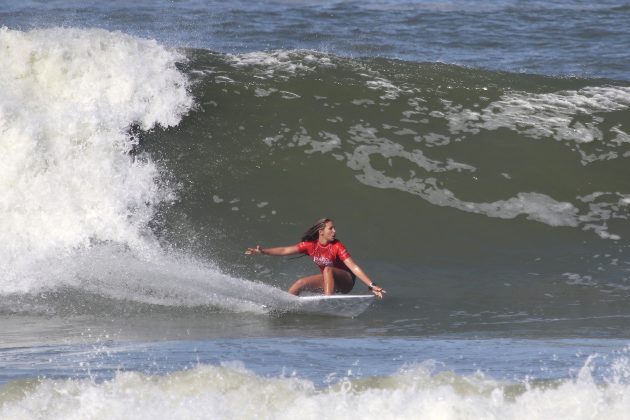 Mariana Areno, Maricá Surf Pro / AM 2019, Ponta Negra (RJ). Foto: @surfetv / @carlosmatiasrj.
