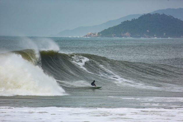 Praia da Joaquina, Florianópolis (SC). Foto: @igorzanin_ / Shot Spot.