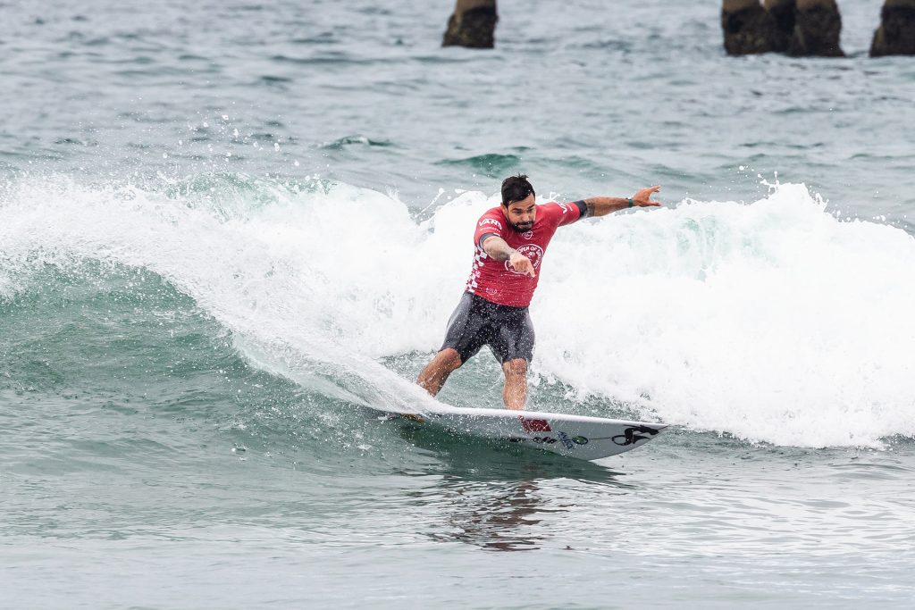 Willian Cardoso voltou a venceu uma bateria do Vans US Open of Surfing depois de quatro anos.