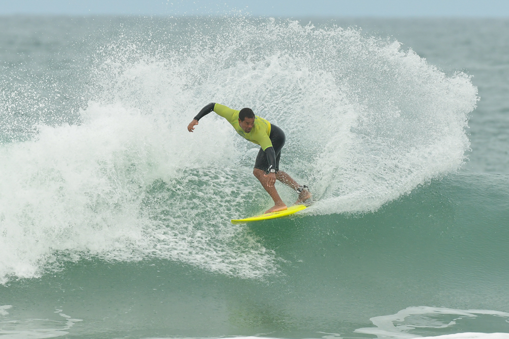 Jojó de Olivença é um dos integrantes do movimento #SurfeLivre.