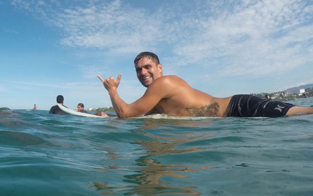 Surfista foi lapidado nas ondas de Atlântida e Farol de Santa Marta.